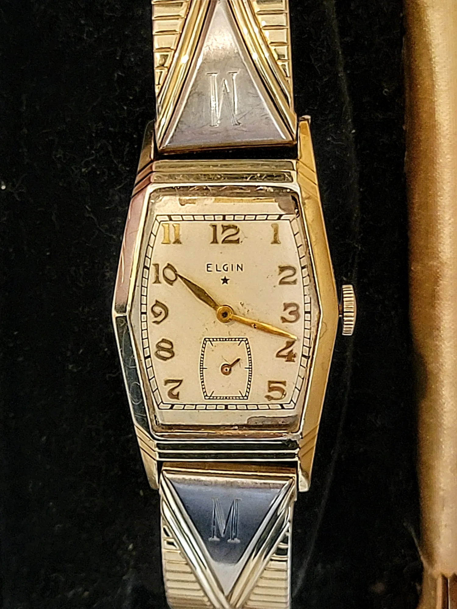 1939 ELGIN Cavalier Watch Ref. 2837 17 Jewels Cal. 524 U.S.A. Made
