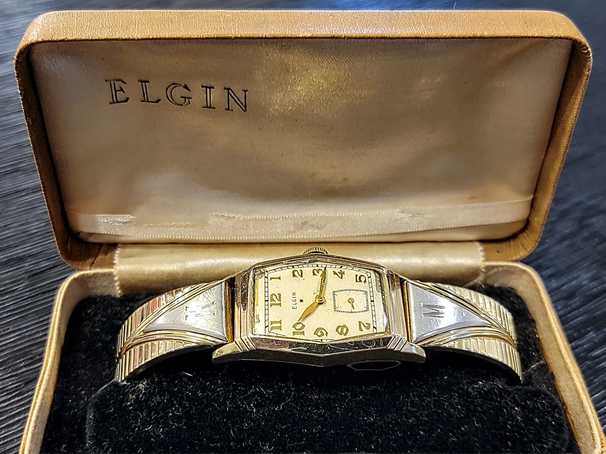 1939 ELGIN Cavalier Watch Ref. 2837 17 Jewels Cal. 524 U.S.A. Made