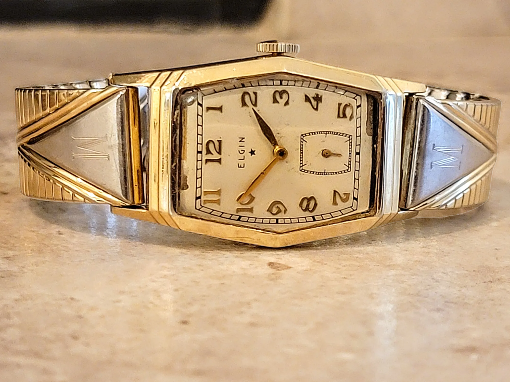 1939 ELGIN Cavalier Watch Ref. 2837 17 Jewels Cal. 524 U.S.A. Made