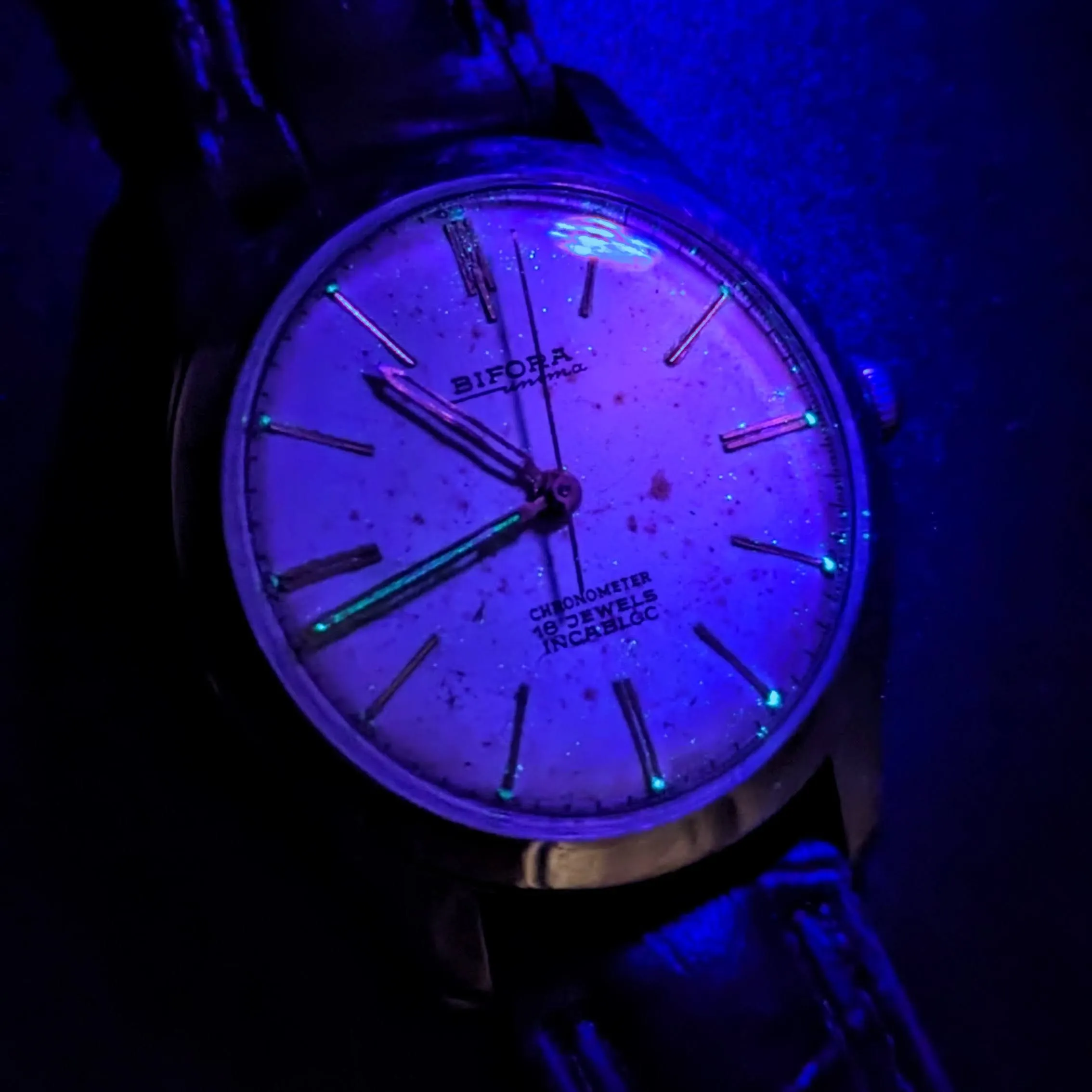 BIFORA Unima Chronometer Wristwatch 18 Jewels Hack Mechanism Vintage Watch