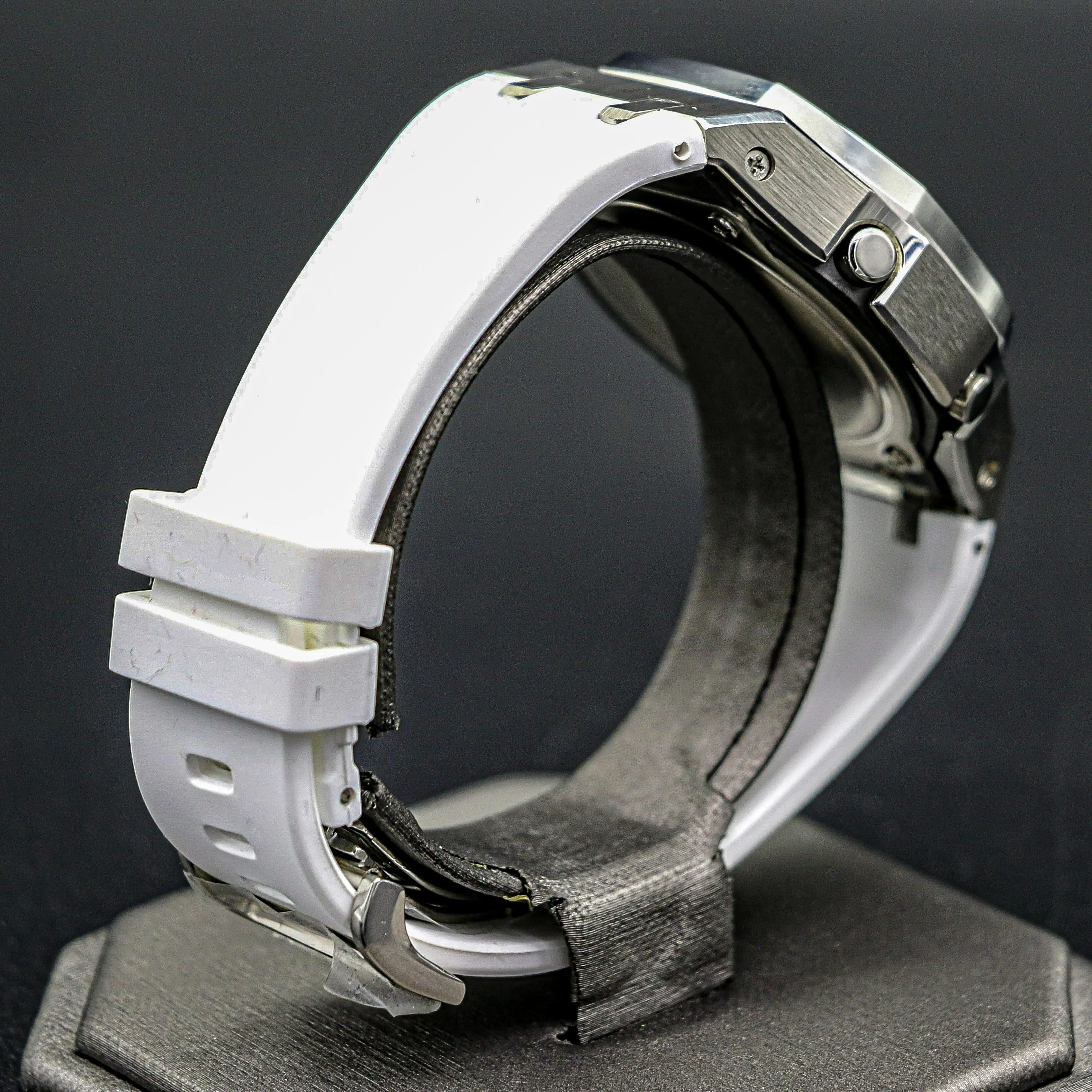 Brand-New! Custom Casio G-Shock! CASIO Oak Watch GA-2100CA 44mm