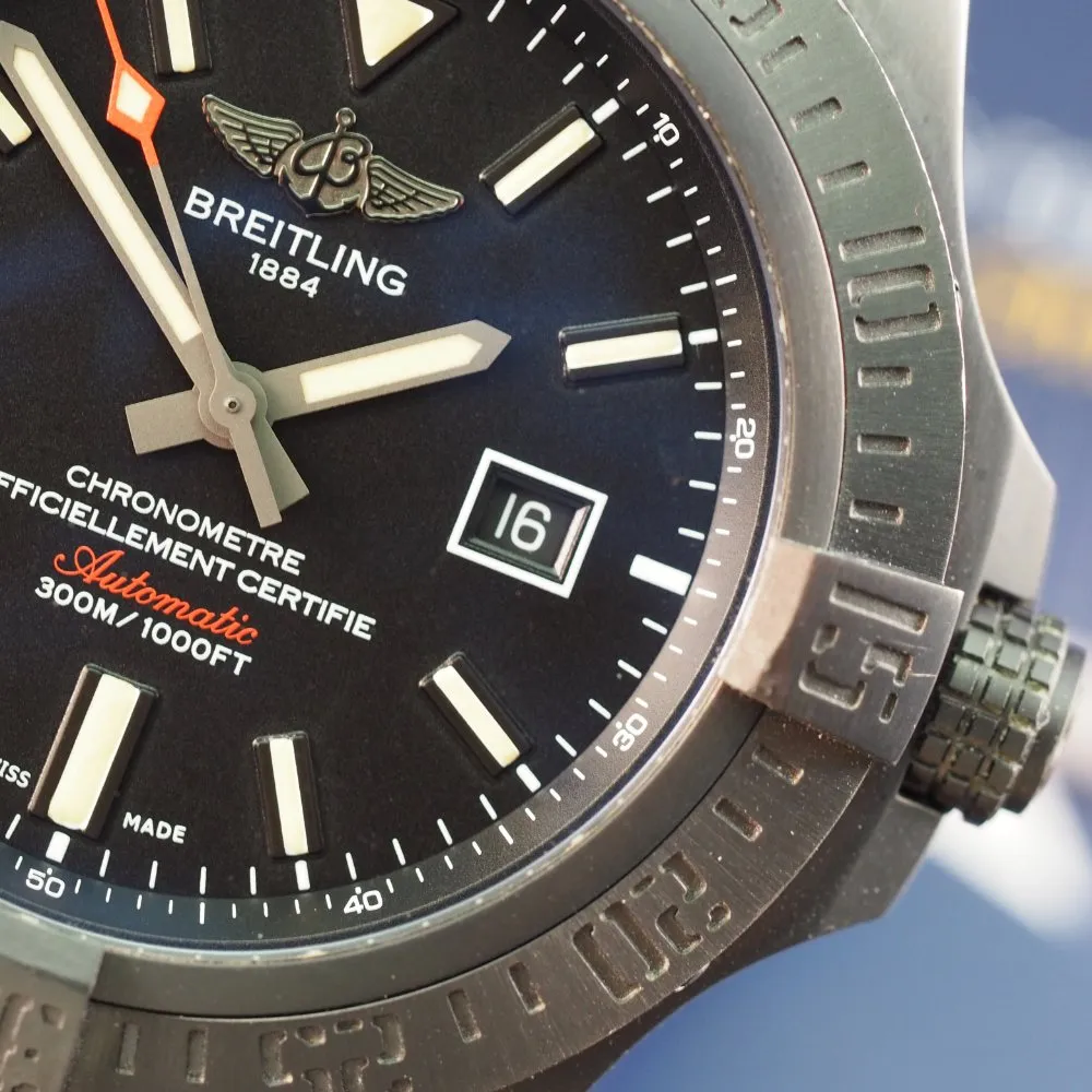 Breitling Avenger Blackbird V17310 (2020)
