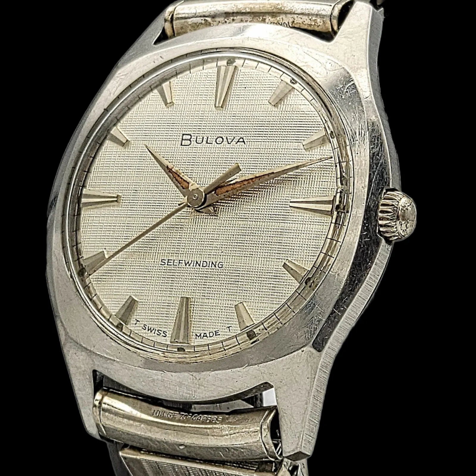 BULOVA 1965 Clipper "V" Watch Self-Winding
