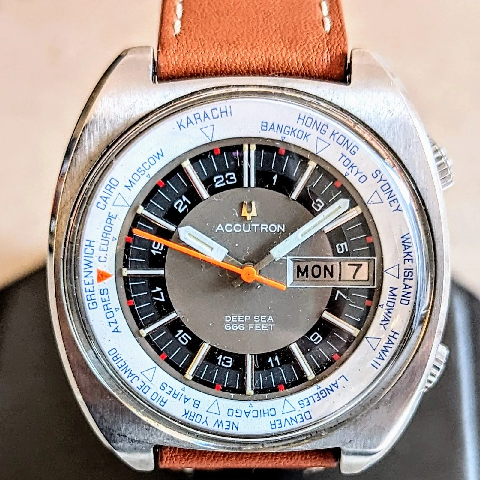 BULOVA Accutron Deep Sea World Timer Watch Vintage 1970 Wristwatch