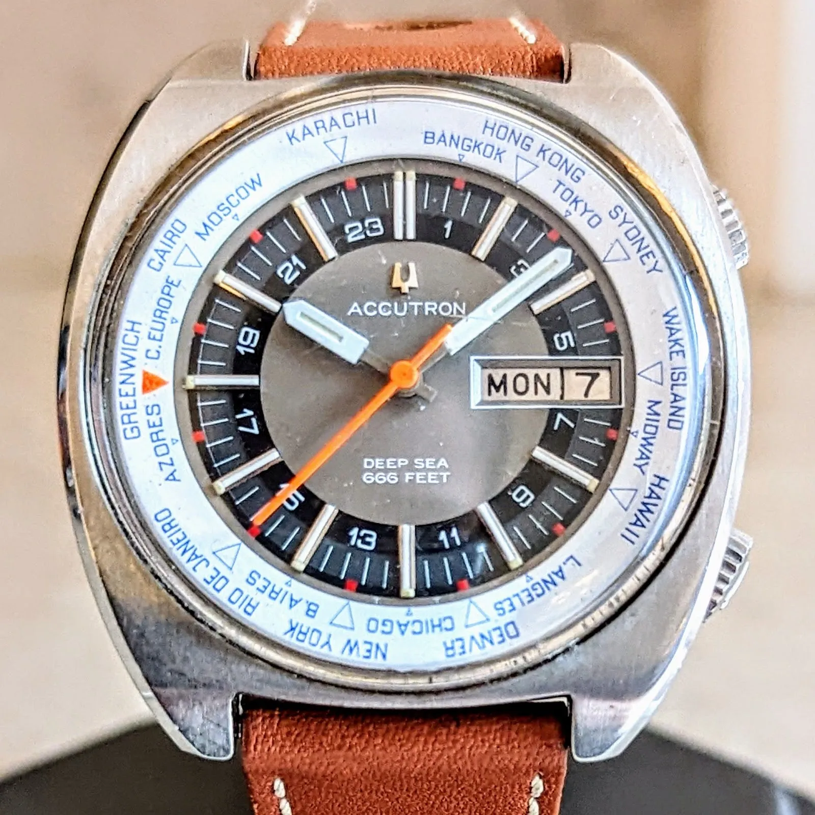 BULOVA Accutron Deep Sea World Timer Watch Vintage 1970 Wristwatch