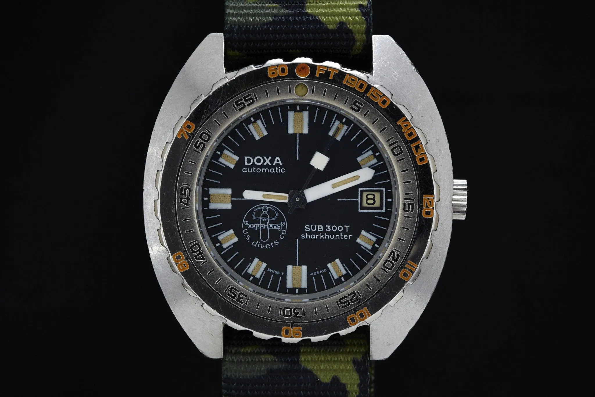 DOXA Sub 300T Sharkhunter Aqua-lung