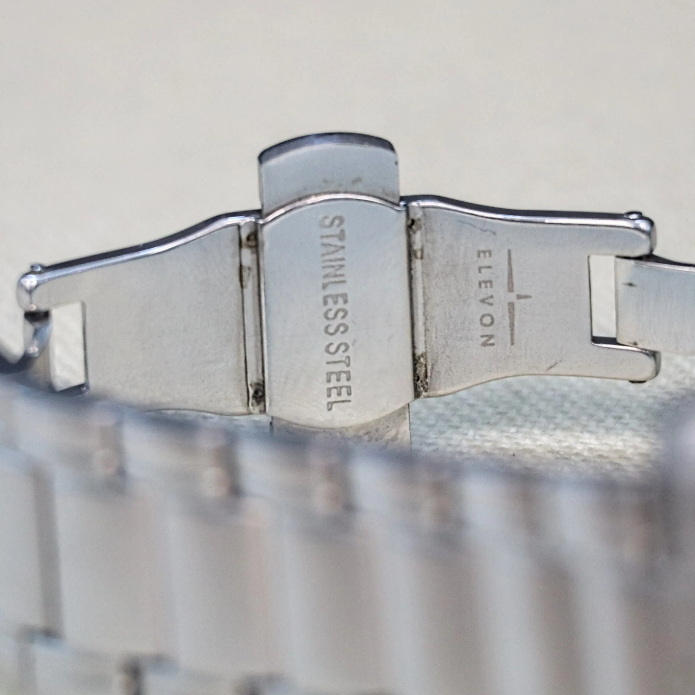 ELEVON HUGHES Watch Date Indicator Ref. ELE100-3 Stainless Steel Quartz Wristwatch ALL Original