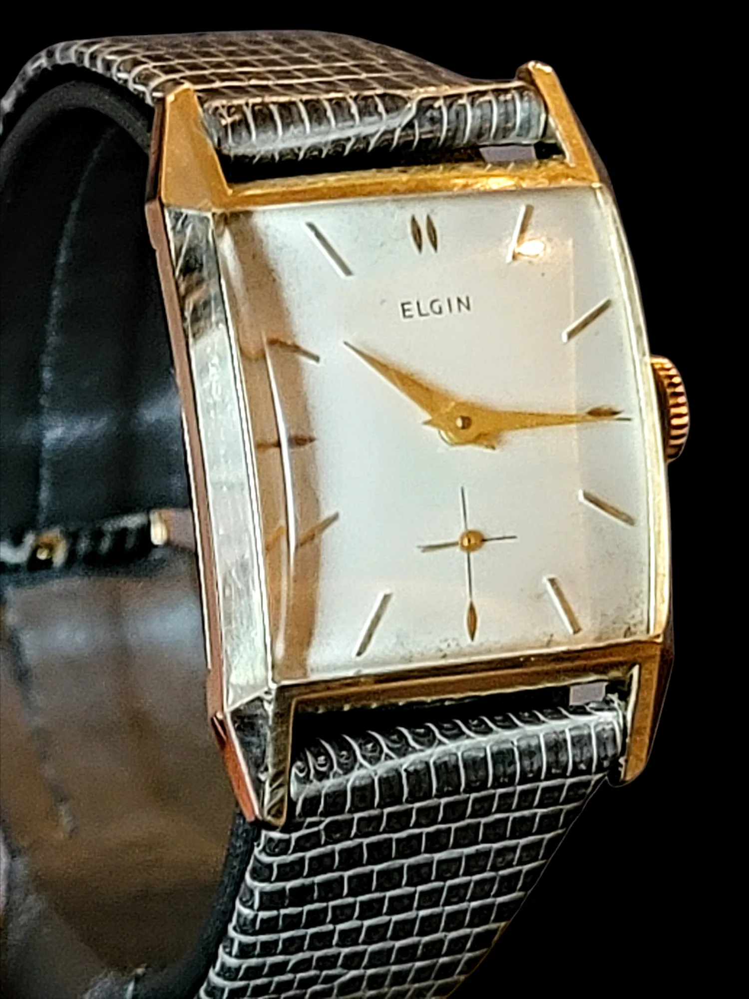 ELGIN Watch 17 Jewels 10K G.F. Swiss Made