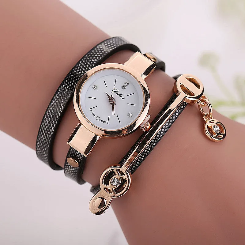 Fashion Casual Long Leather Strap watches Women Popular Jewelry Ethnic Style Surround Wrist Quartz Watch Clock