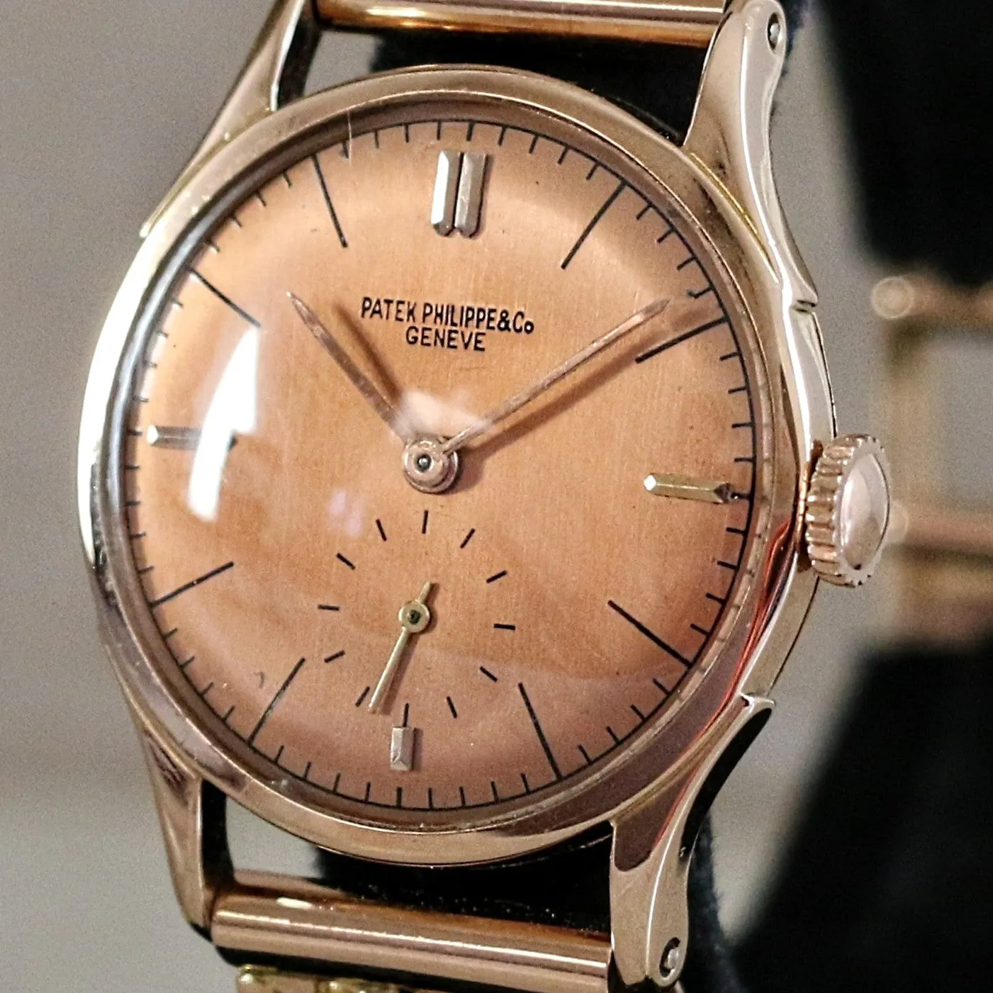Historic and Exceedingly Rare Patek Philippe Wristwatch Ref. 1515 Truly Exceptional 18K Rose Gold