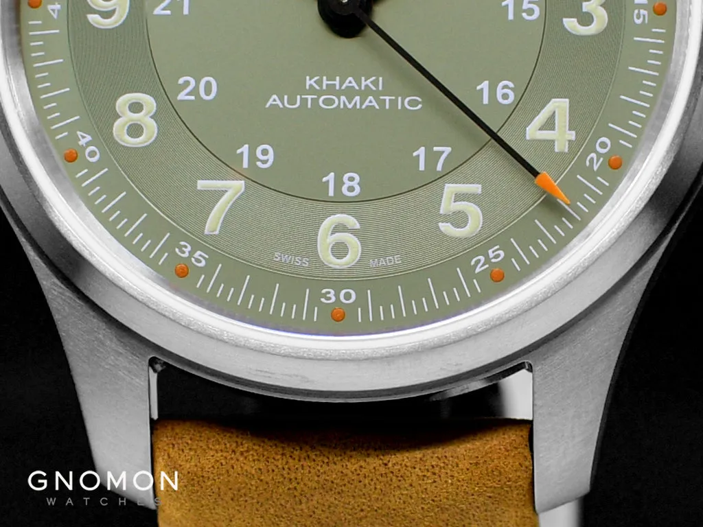Khaki Field Titanium Auto 42 Green Ref. H70545560