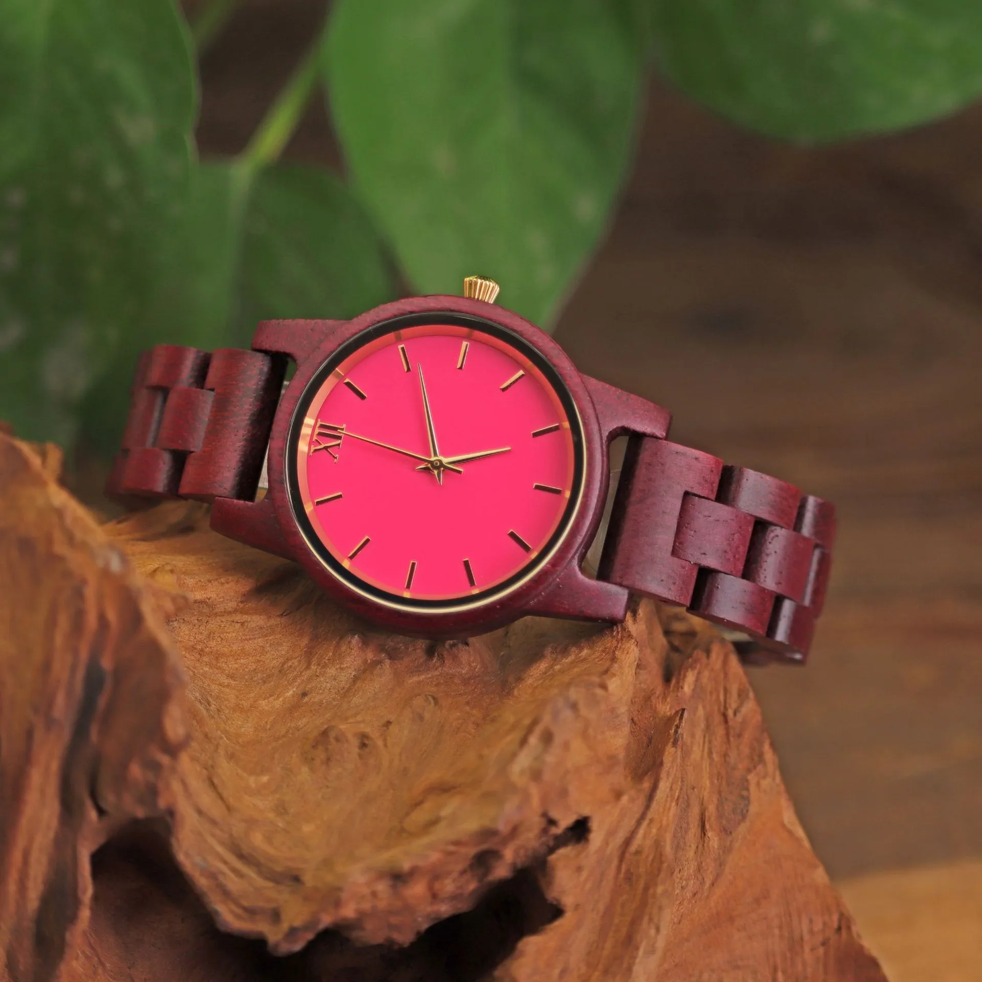 Ladies Casual Violet Wooden Women's Quartz Watch