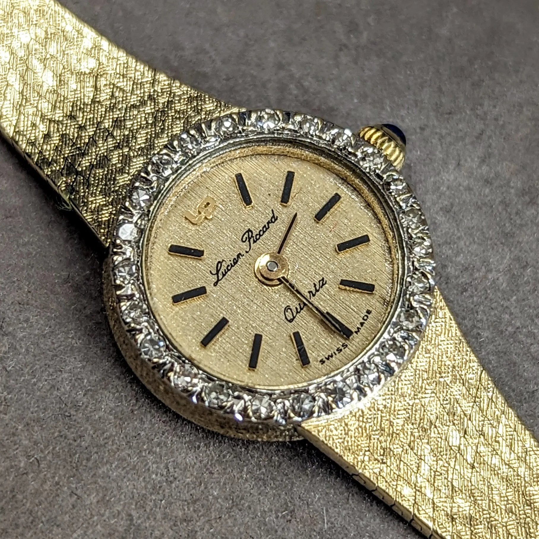 Ladies LUCIEN PICCARD Quartz Watch - ALL 14K Solid GOLD & Diamond Bezel Swiss Vintage Wristwatch