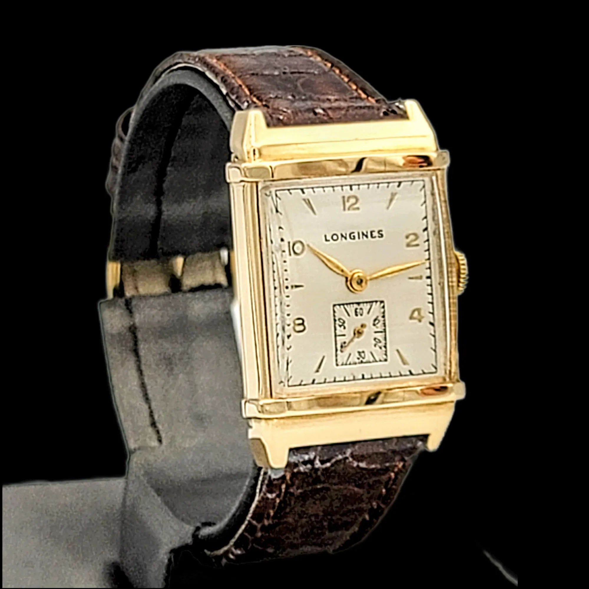 LONGINES 14K Solid Gold Watch Cal. 9L Swiss 1947