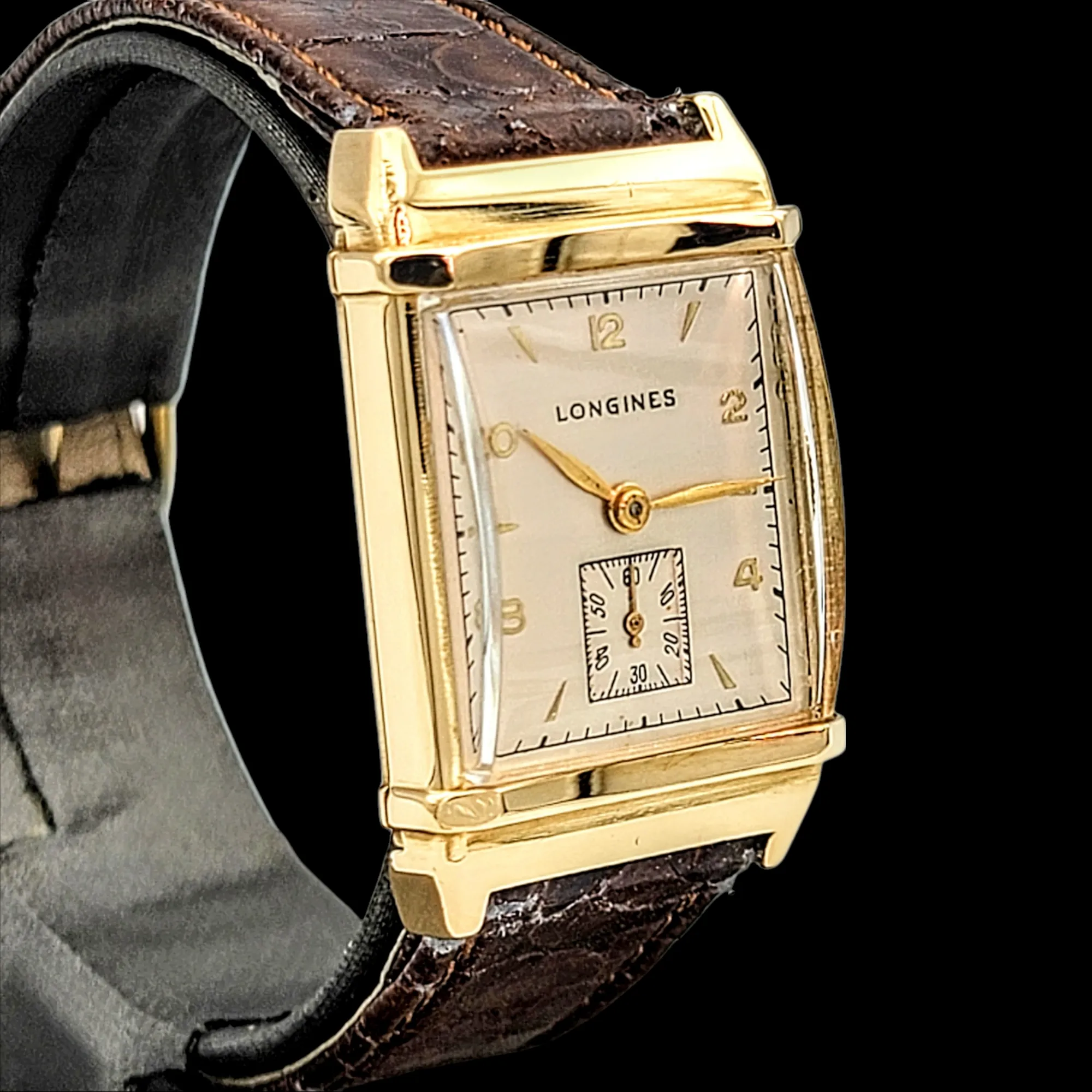 LONGINES 14K Solid Gold Watch Cal. 9L Swiss 1947