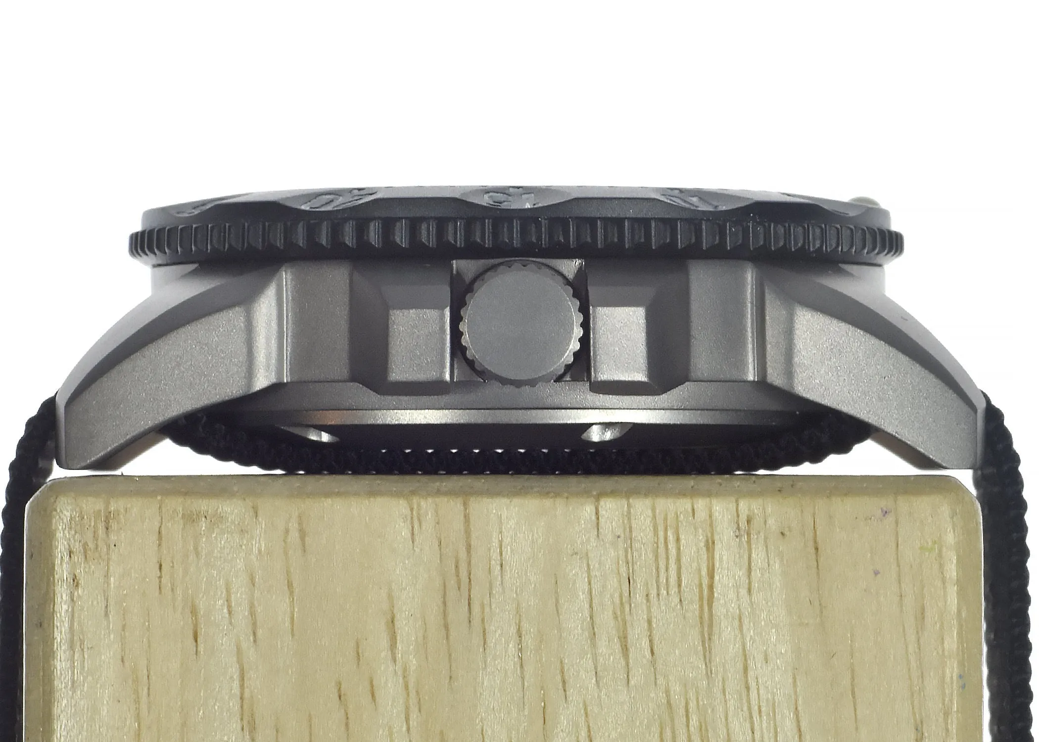 MWC P656 Titanium Tactical Series Watch with GTLS Tritium and Ten Year Battery Life (Non Date Version)