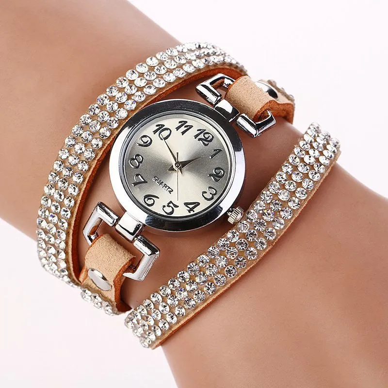 New Luxury Rhinestone Leather Round Bracelet Wristwatches Women Watch Dress Watch Vintage Clock Lady Quartz Watch