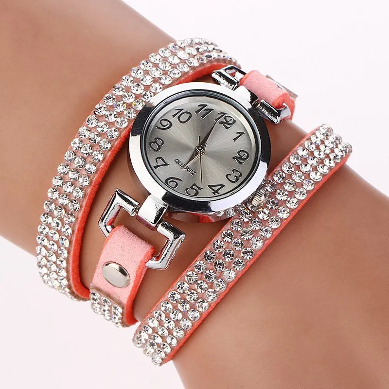 New Luxury Rhinestone Leather Round Bracelet Wristwatches Women Watch Dress Watch Vintage Clock Lady Quartz Watch