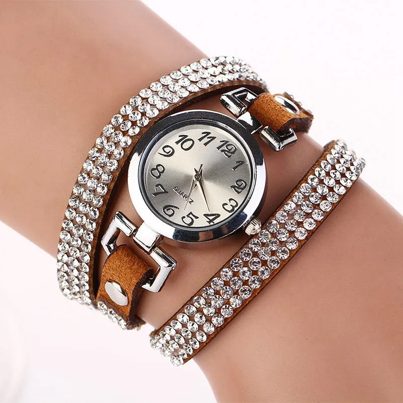 New Luxury Rhinestone Leather Round Bracelet Wristwatches Women Watch Dress Watch Vintage Clock Lady Quartz Watch
