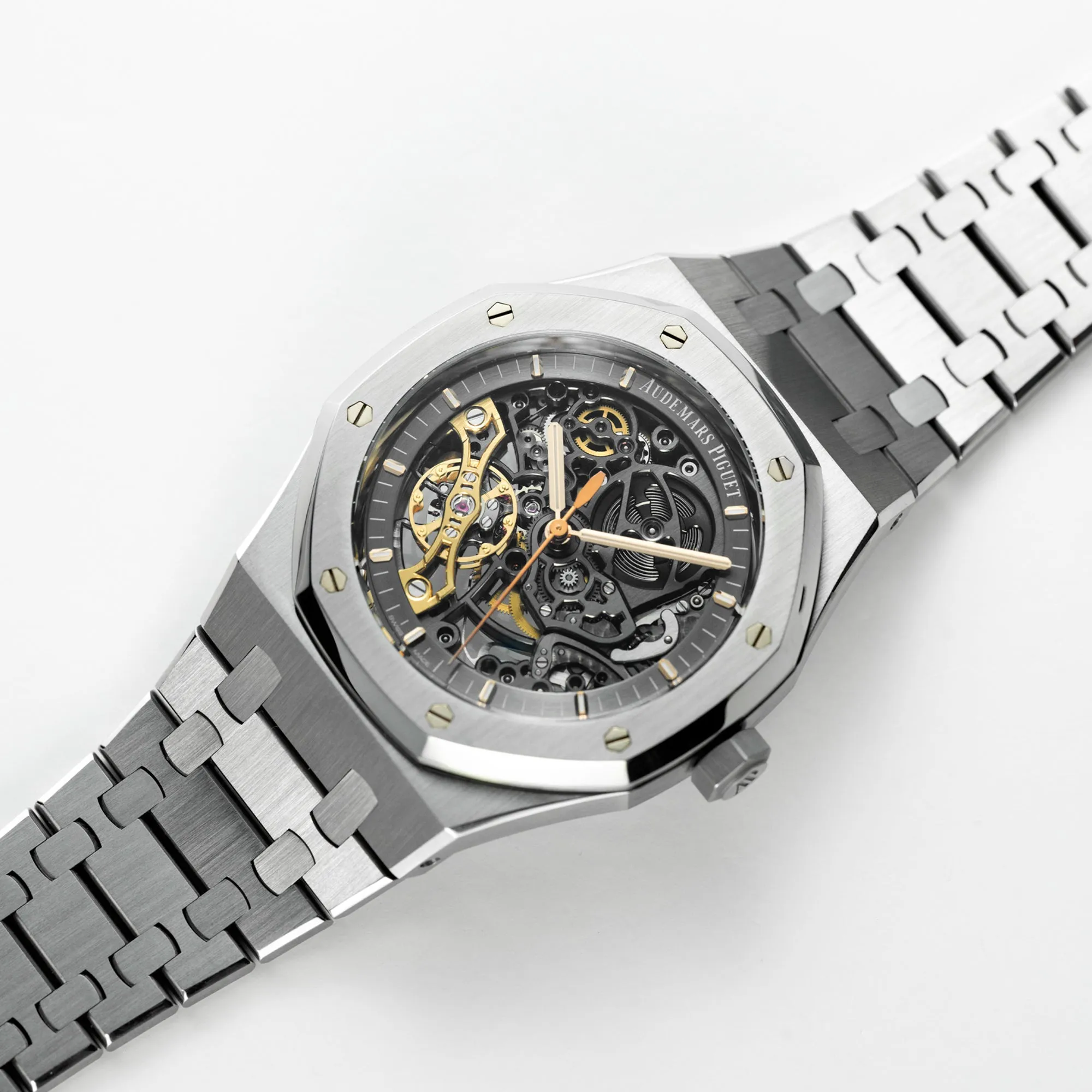 Royal Oak Skeleton, 15407ST