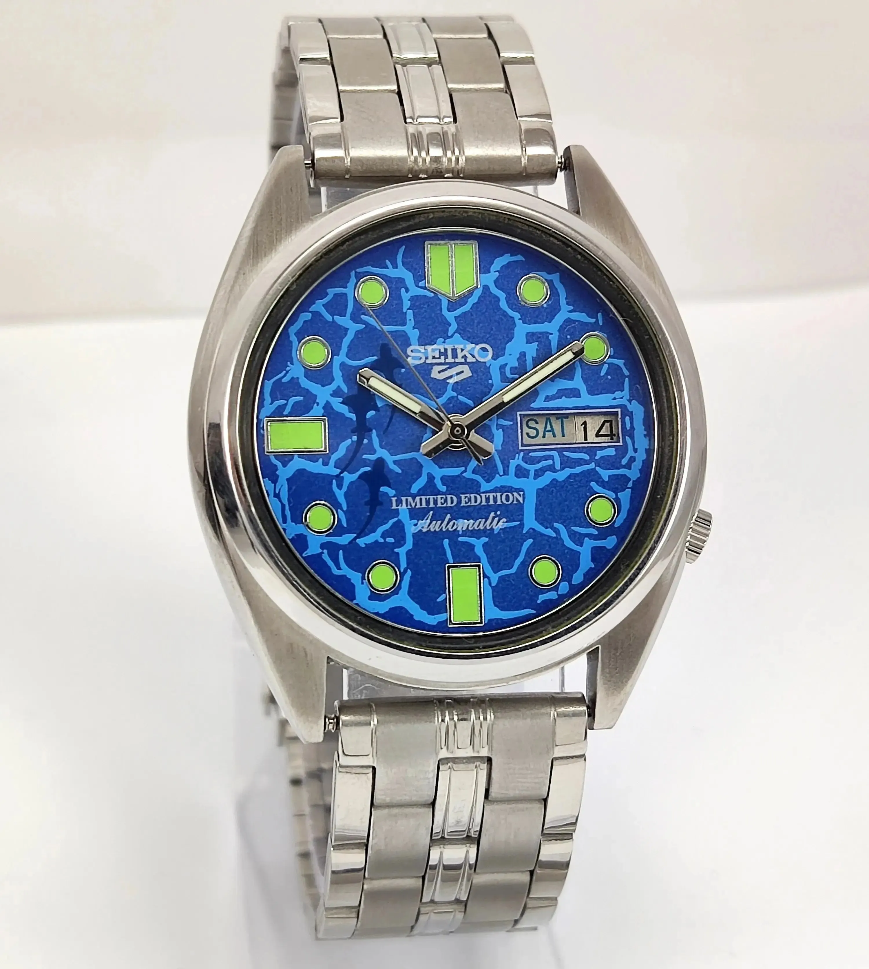 Seiko 5 Blue Dial 17 Jewels Automatic Movement Men's Wrist watch 7009A