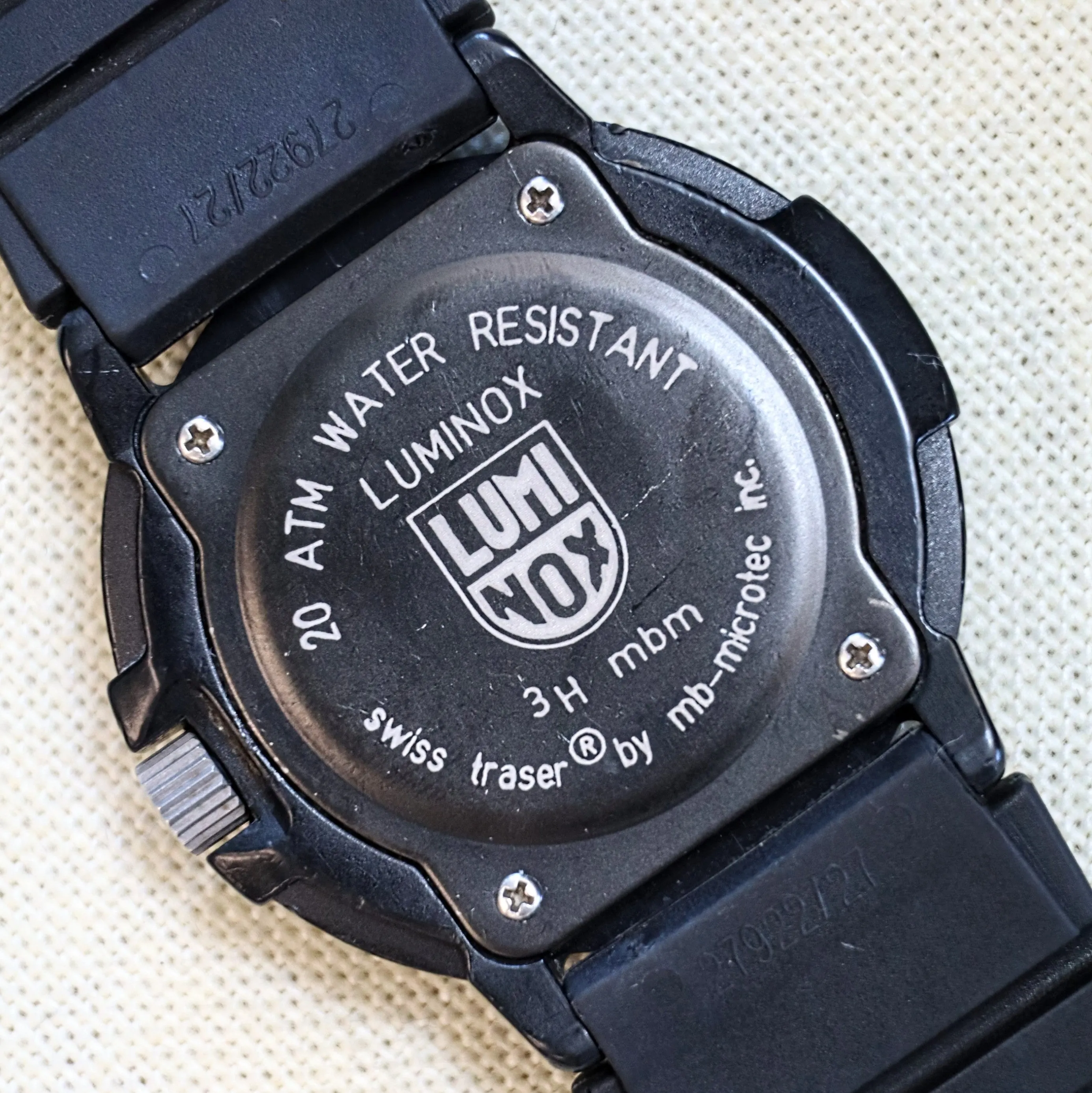 Vintage LUMINOX Navy Seals Watch 200m/660ft Blue Dial Date Indicator Wristwatch